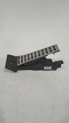 Second-hand car spare part accelerator pedal for kia sorento kia sorento i (jc) 2002-2011 oem iam references 32700c5130  