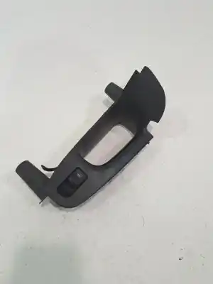 Peça sobressalente para automóvel em segunda mão Botão / Interruptor Elevador Vidro Traseiro Direito por AUDI A4 AVANT (8K5) (2008) Básico Referências OEM IAM 8K0868394A   Peça sobressalente para automóvel em segunda mão Botão / Interruptor Elevador Vidro Traseiro Direito por AUDI A4 AVANT (8K5) (2008) Básico Referências OEM IAM 8K0868394A