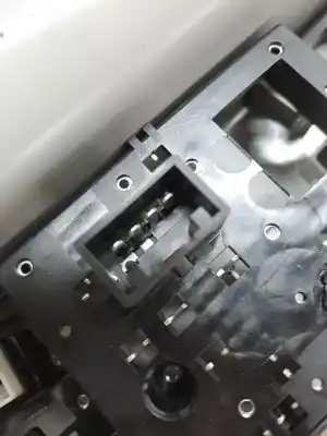 Second-hand car spare part interior light for kia stonic (ybcuv) g3lf oem iam references 92800f2010bf3  