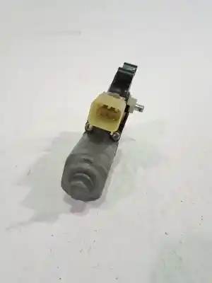 Автозапчасти б/у мотор стекла переднего правого за ford kuga (cbs) kuga 120 cv / 88 kw ссылки oem iam 0130822733  