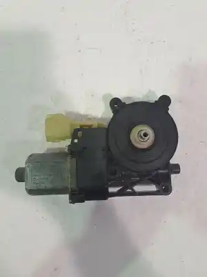Pezzo di ricambio per auto di seconda mano motore alzacristalli posteriore destro per ford kuga (cbs) kuga 120 cv / 88 kw riferimenti oem iam 0130822735  