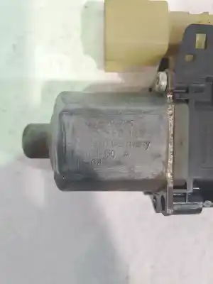 Pezzo di ricambio per auto di seconda mano motore alzacristalli posteriore destro per ford kuga (cbs) kuga 120 cv / 88 kw riferimenti oem iam 0130822735  