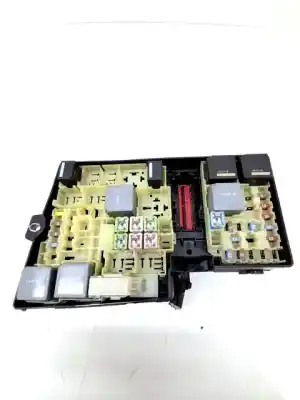 Second-hand car spare part fuse box unit for ford focus iii 2.0 tdci oem iam references 1842390  av6t14a067ad