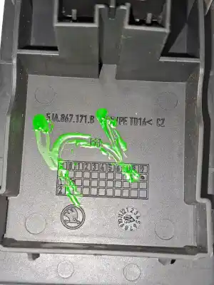 Pezzo di ricambio per auto di seconda mano Comando Alzacristalli Posteriori Destro per SKODA RAPID (NH) Škoda rapid Riferimenti OEM IAM 5JA867171B  