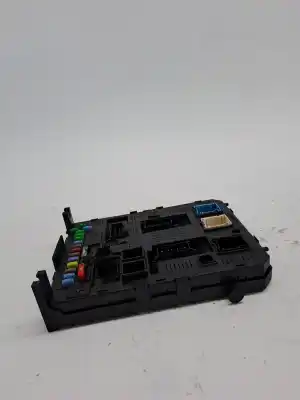 Second-hand car spare part fuse box unit for citroen c8 ea_, eb_ 2.0 hdi 135 oem iam references 657067  