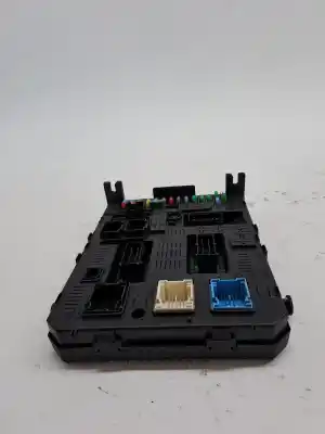 Second-hand car spare part fuse box unit for citroen c8 ea_, eb_ 2.0 hdi 135 oem iam references 657067  