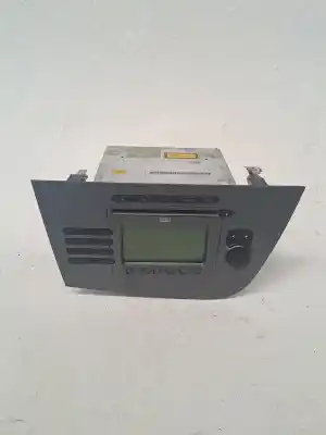 Second-hand car spare part Audio System / Radio Cd for SEAT LEON (1M1) 1M1 OEM IAM references 1P103518647V  