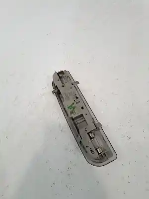 Pezzo di ricambio per auto di seconda mano luce interna per skoda rapid (nh) škoda rapid riferimenti oem iam 8p0947111c   Pezzo di ricambio per auto di seconda mano luce interna per skoda rapid (nh) škoda rapid riferimenti oem iam 8p0947111c