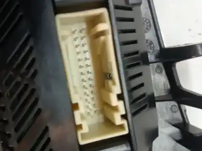 Peça sobressalente para automóvel em segunda mão comando de sofagem (chauffage / ar condicionado) por ford focus lim. (cb8) t1da referências oem iam 1866942  bm5t18c612cm - bm5t18c612cl