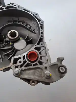 Автозапчастина б/у коробка передач для opel corsa e (x15) 1.4 turbo (08, 68) посилання на oem iam mdg  649354685 - 24580479