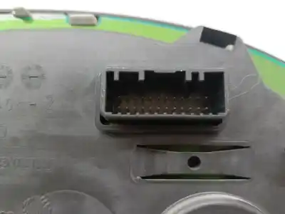 Peça sobressalente para automóvel em segunda mão quadrante por dacia dokker express 1.6 16v 110 referências oem iam 248108622r  