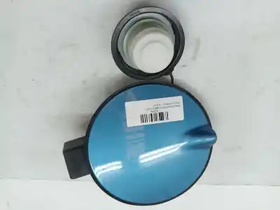 Second-hand car spare part outer fuel cap for opel corsa e (x15) 1.4 turbo (08, 68) oem iam references 13444788