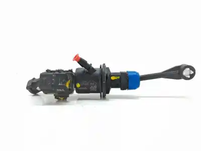 Second-hand car spare part clutch pump for renault clio v 1.0 tce oem iam references 306100482r