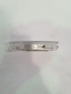 Second-hand car spare part interior light for audi a4 b7 (8ec) 3.0 tdi quattro oem iam references 4e0947105  