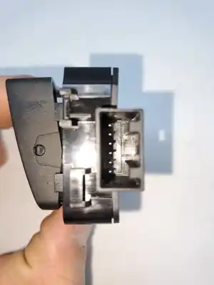 Автозапчастина б/у модуль комфорт для opel corsa e (x15) 1.4 turbo (08, 68) посилання на oem iam 13439133  1781312