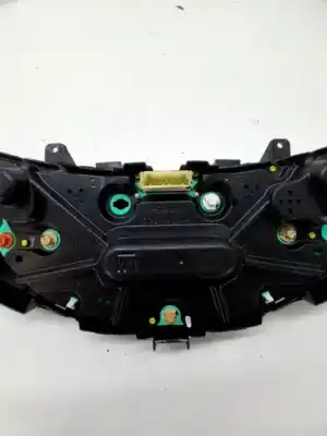 Peça sobressalente para automóvel em segunda mão  por OPEL MERIVA  Referências OEM IAM 13214770  