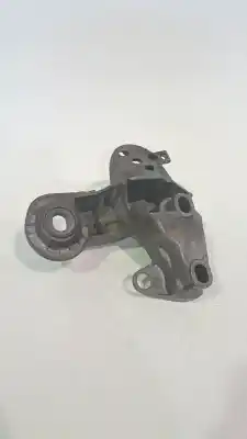 Second-hand car spare part engine support for audi a4 b7 (8ec) 3.0 tdi quattro oem iam references 8e0199352n