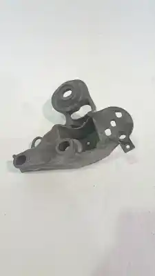 Second-hand car spare part engine support for audi a4 b7 (8ec) 3.0 tdi quattro oem iam references 8e0199352n  