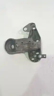 Second-hand car spare part engine support for audi a4 b7 (8ec) 3.0 tdi quattro oem iam references 8e0199352n  