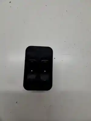 Peça sobressalente para automóvel em segunda mão botão / interruptor elevador vidro dianteiro esquerdo por opel meriva * referências oem iam 24411030  24409205