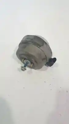 Second-hand car spare part engine support for audi a4 b7 (8ec) 3.0 tdi quattro oem iam references 8e0199379t  