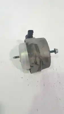 Second-hand car spare part engine support for audi a4 b7 (8ec) 3.0 tdi quattro oem iam references 8e0199379t  
