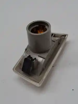 Автозапчастина б/у права бічна лампа для opel corsa e (x15) 1.4 turbo (08, 68) посилання на oem iam 13497990  13252456