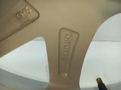 Second-hand car spare part rim for seat leon (kl1) dla oem iam references 742548  