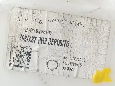 Peça sobressalente para automóvel em segunda mão depósito do limpa vidros por renault clio iv h4b b4 referências oem iam 289100179r  