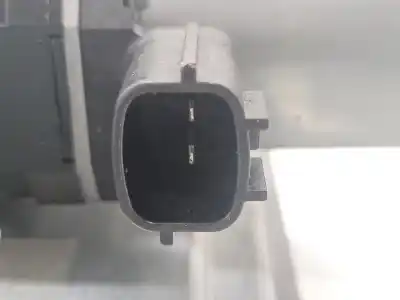 Pezzo di ricambio per auto di seconda mano alzacristalli anteriore destro per renault clio iv h4b b4 riferimenti oem iam 807205569r  