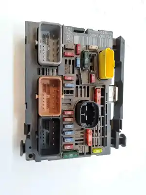 Peça sobressalente para automóvel em segunda mão caixa de fusíveis e relés por peugeot partner (s2) 9hx referências oem iam 9807028880
