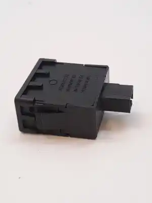 Second-hand car spare part headlights switch for peugeot partner (s2) 9hx oem iam references 6554c3  96384422xt - 96366692xt