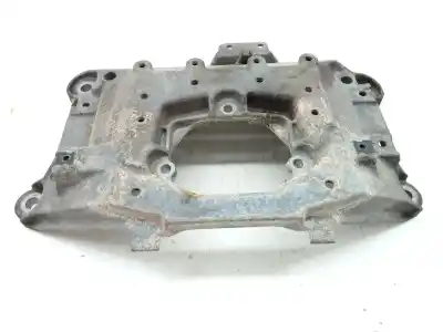 Peça sobressalente para automóvel em segunda mão charrió / suporte de eixo dianteiro por audi q5 (8r) gasolina 1984 cc 211 cv referências oem iam 8k0399263bk
