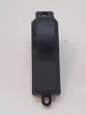 Peça sobressalente para automóvel em segunda mão BOTÃO / INTERRUPTOR ELEVADOR VIDRO DIANTEIRO DIREITO por MAZDA 2 (DE_, DH_)  Referências OEM IAM D65166370  