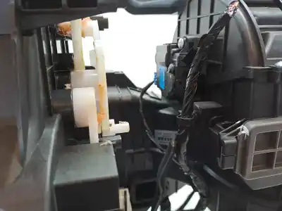 Peça sobressalente para automóvel em segunda mão caixa de aquecimento por hyundai i20 active i20 active referências oem iam 97205c8071  