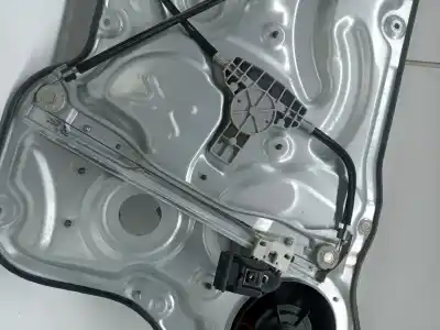 Peça sobressalente para automóvel em segunda mão elevador de vidros dianteira esquerda por kia ceed (ed) g4fa referências oem iam 824501h310  