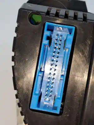 Peça sobressalente para automóvel em segunda mão quadrante por audi a4 berlina (8e) aym referências oem iam 8e0920900gx  