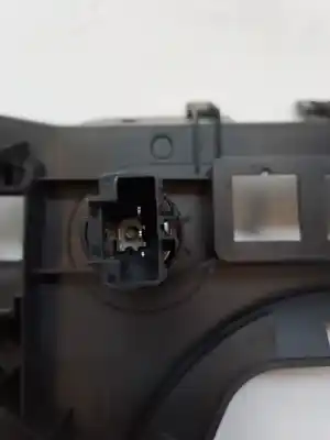 Pezzo di ricambio per auto di seconda mano plastica per peugeot partner (s2) 9hx riferimenti oem iam 8231lc  