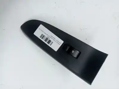 Second-hand car spare part RIGHT FRONT POWER WINDOW SWITCH for KIA CEED (ED)  OEM IAM references 82361 1H300EQ  