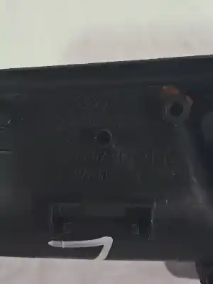 Автозапчастина б/у ліва передня внутрішня ручка для audi a3 (8p) a3 посилання на oem iam 8p3837019a  