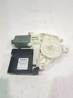 Pièce détachée automobile d'occasion MOTEUR LÈVE VITRE AVANT GAUCHE pour AUDI A3 (8P)  Références OEM IAM 8P0959801A   Pièce détachée automobile d'occasion MOTEUR LÈVE VITRE AVANT GAUCHE pour AUDI A3 (8P)  Références OEM IAM 8P0959801A