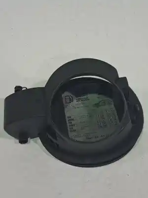 Автозапчасти б/у наружная крышка топлива за audi a3 (8p) a3 ссылки oem iam 8p0010371c  8p0809907c