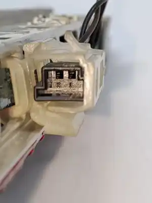 Peça sobressalente para automóvel em segunda mão farolim de travão central por bmw 3 (e90) 320 i referências oem iam 63257145519  