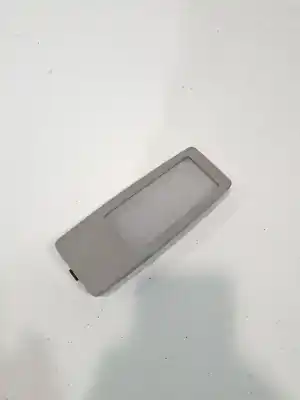 Peça sobressalente para automóvel em segunda mão luz interior por bmw x1 (e84) x1 xdrive 18d referências oem iam 9215603  