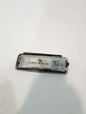 Peça sobressalente para automóvel em segunda mão luz interior por bmw x1 (e84) x1 xdrive 18d referências oem iam 9215603  