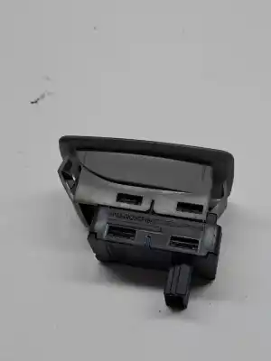 Peça sobressalente para automóvel em segunda mão botão / interruptor elevador vidro traseiro direito por bmw 3 (e90) 320 i referências oem iam 61316945874  