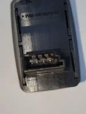 Peça sobressalente para automóvel em segunda mão botão / interruptor elevador vidro traseiro direito por bmw 3 (e90) 320 i referências oem iam 61316945874  