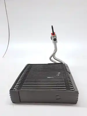 Second-hand car spare part air conditioning condenser / radiator for ssangyong tivoli ssangyong tivoli oem iam references 6811135000  
