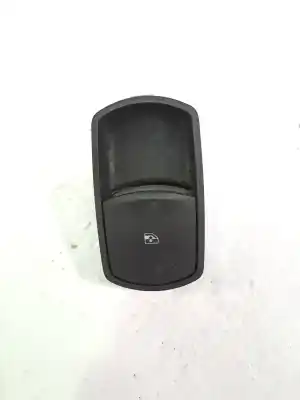 Pezzo di ricambio per auto di seconda mano Interruttore Alzacristalli Anteriore Destro per OPEL CORSA E (X15) 1.4 TURBO (08, 68) Riferimenti OEM IAM 13430018   Pezzo di ricambio per auto di seconda mano Interruttore Alzacristalli Anteriore Destro per OPEL CORSA E (X15) 1.4 TURBO (08, 68) Riferimenti OEM IAM 13430018