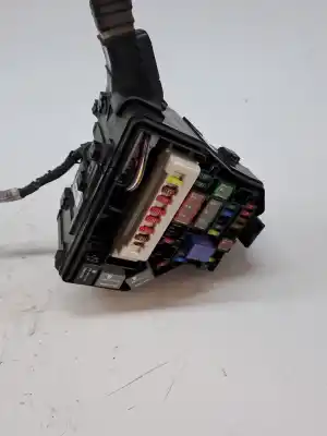 Автозапчасти б/у блок реле/предохранителей за toyota yaris (ksp9/scp9/nlp9) 1nrfe ссылки oem iam 826620d100  